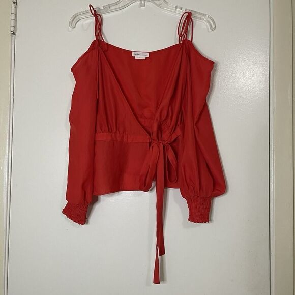 Lovers and Friends Hopeless romantic red wrapped cold shoulder blouse Small - Picture 8 of 8